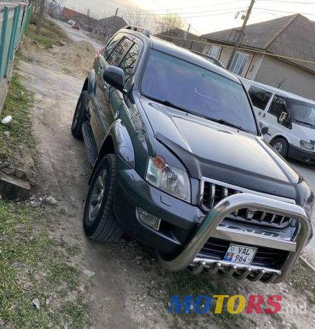 2004' Toyota Land Cruiser Prado photo #2