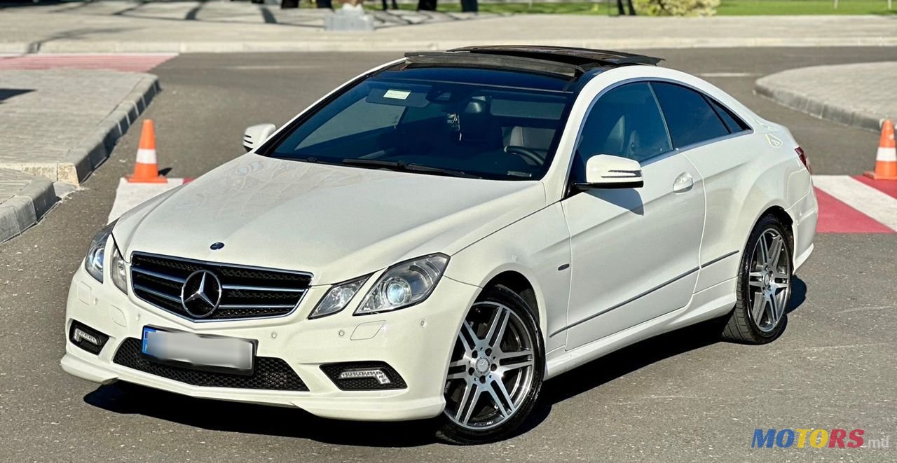 2010' Mercedes-Benz E-Class photo #1