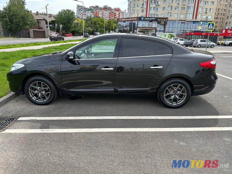 2010' Renault Fluence photo #2