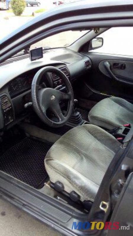 1991' Nissan Primera photo #3