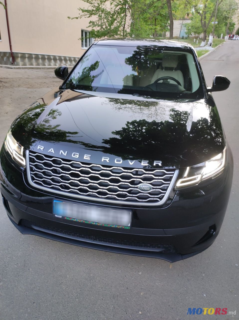 2018' Land Rover Range Rover Velar photo #1