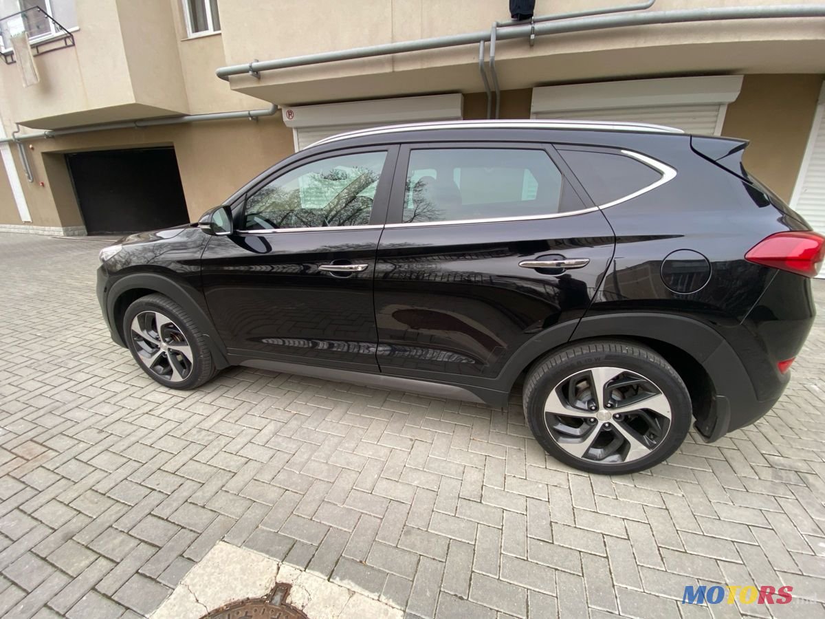 2016' Hyundai Tucson photo #2