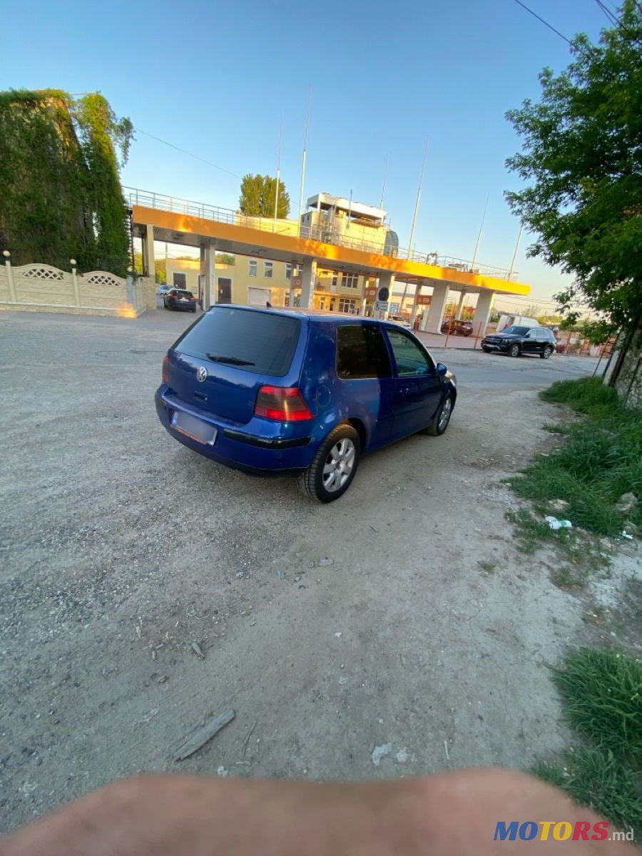 2000' Volkswagen Golf photo #3