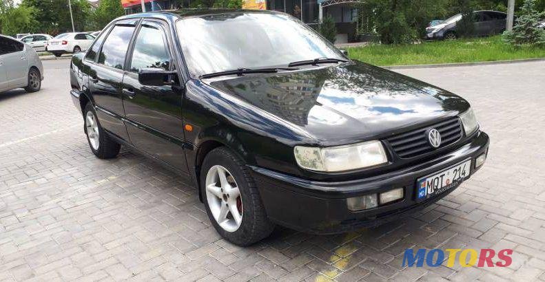 1996' Volkswagen Passat photo #1