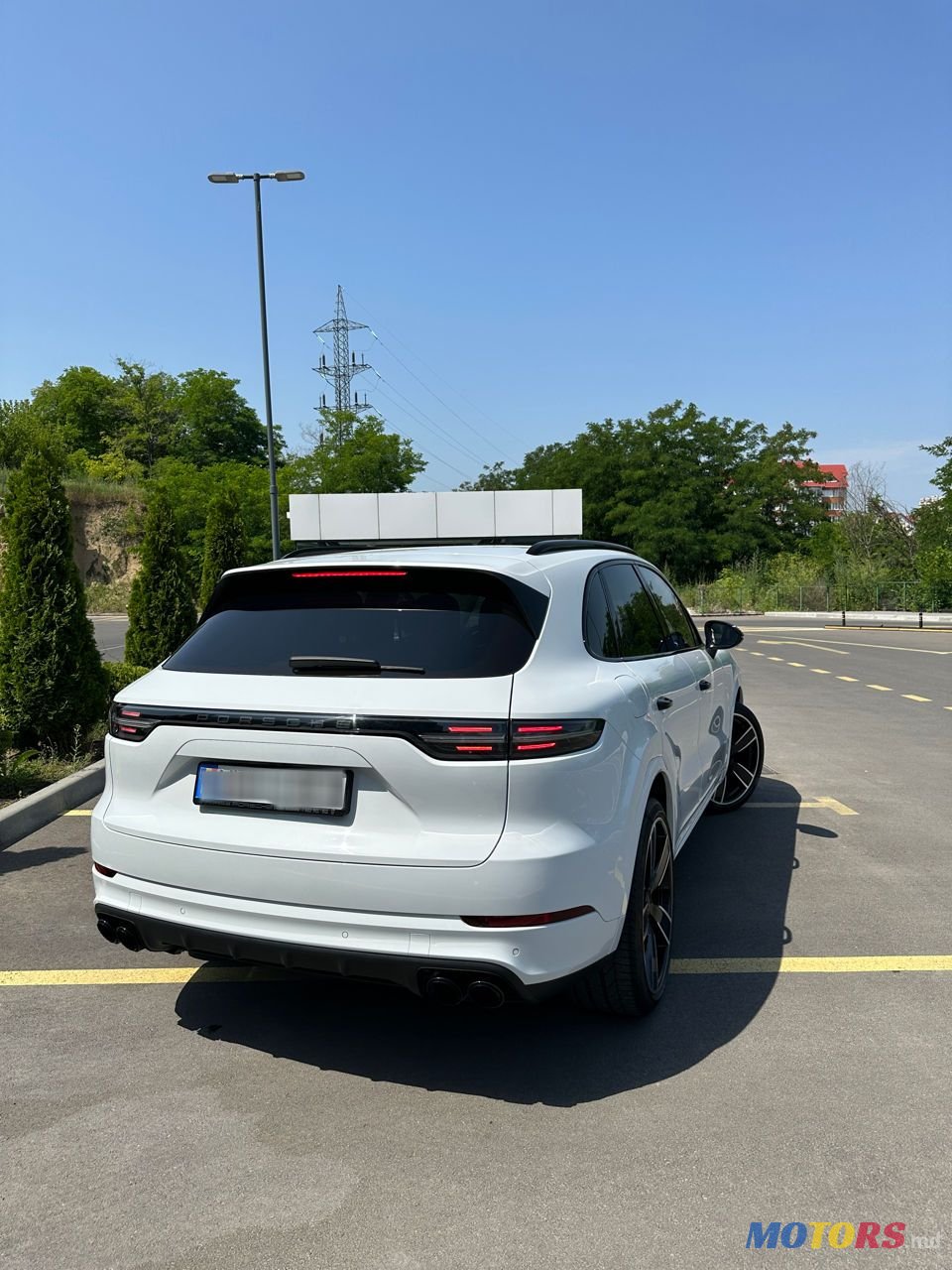 2019' Porsche Cayenne photo #4