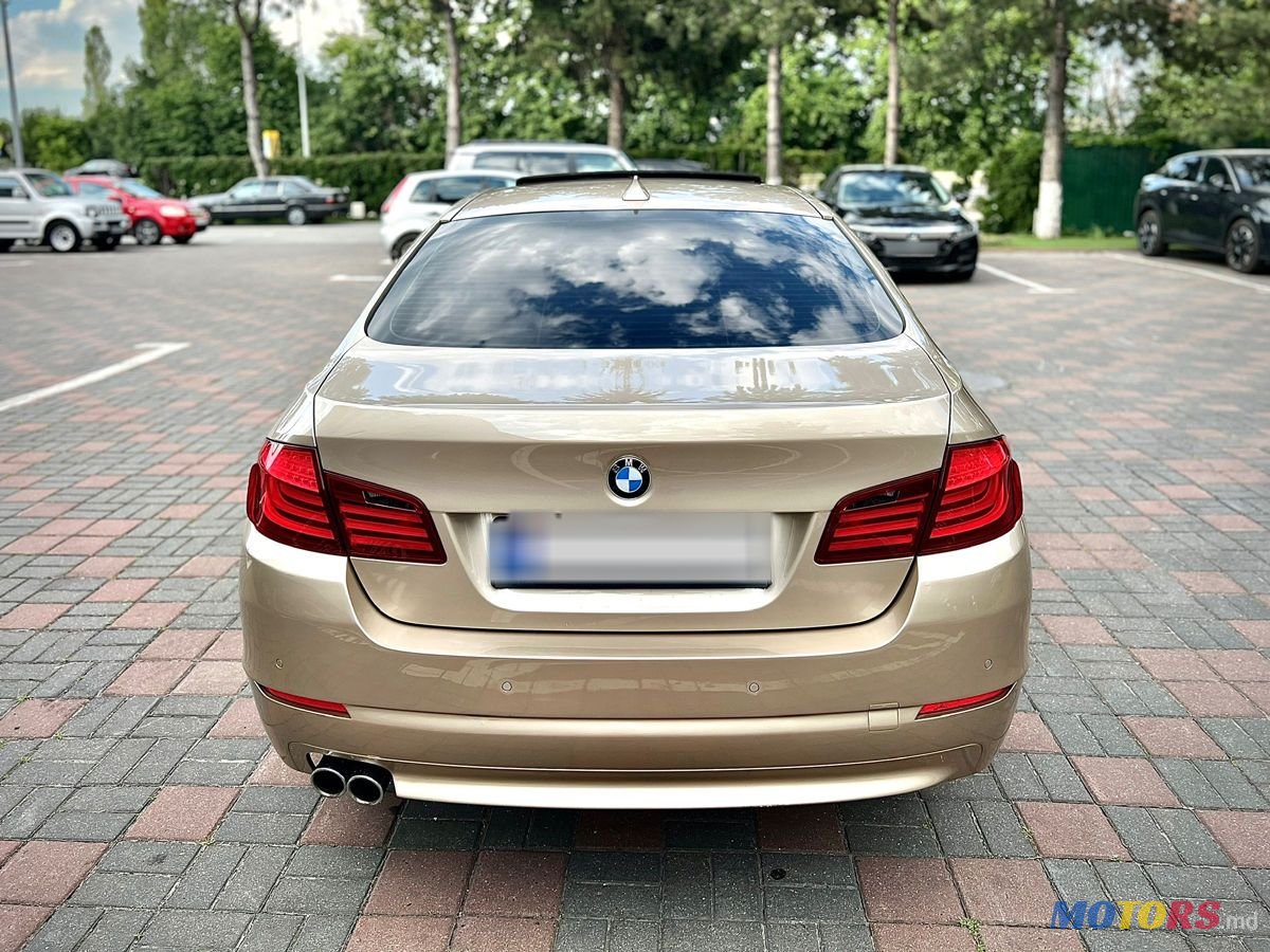 2013' BMW 5 Series photo #5