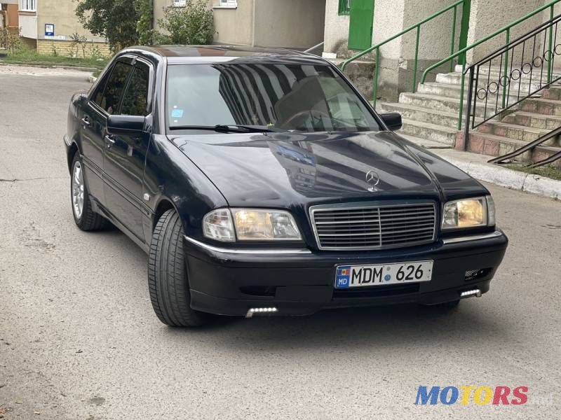 2000' Mercedes-Benz C photo #4