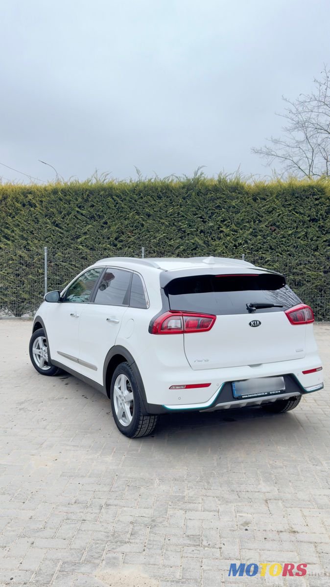 2018' Kia Niro photo #3