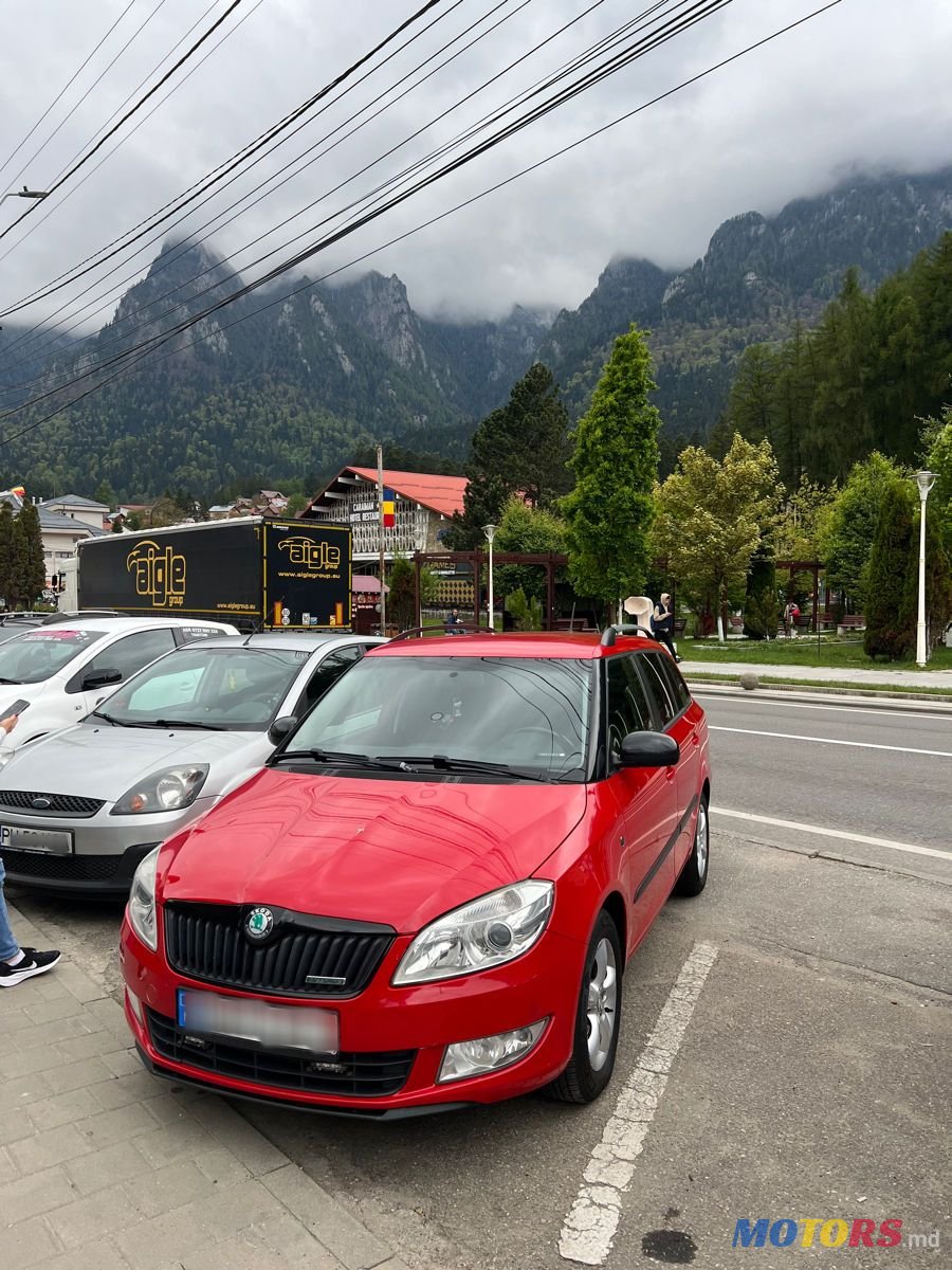 2011' Skoda Fabia photo #1