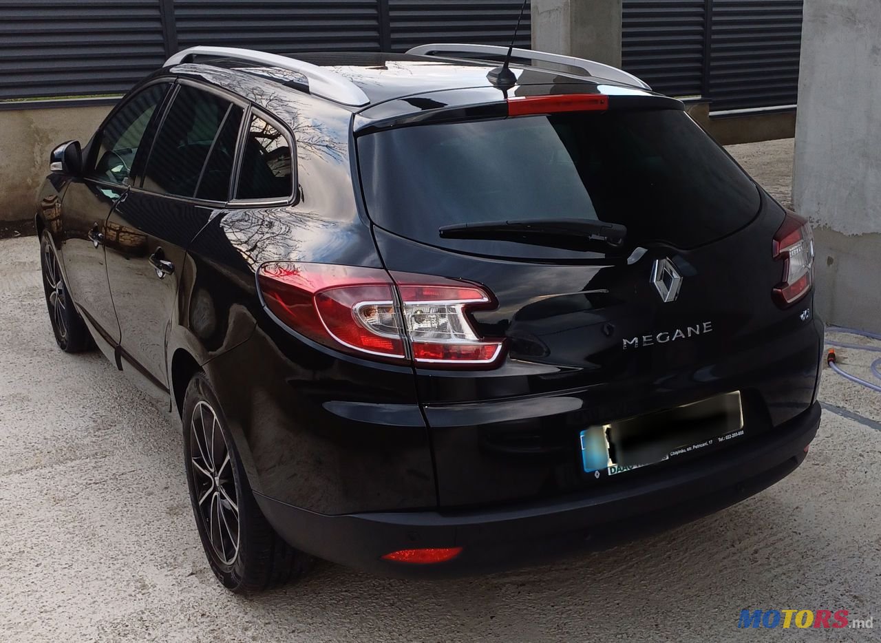 2014' Renault Megane photo #5