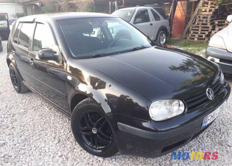 2000' Volkswagen Golf photo #2