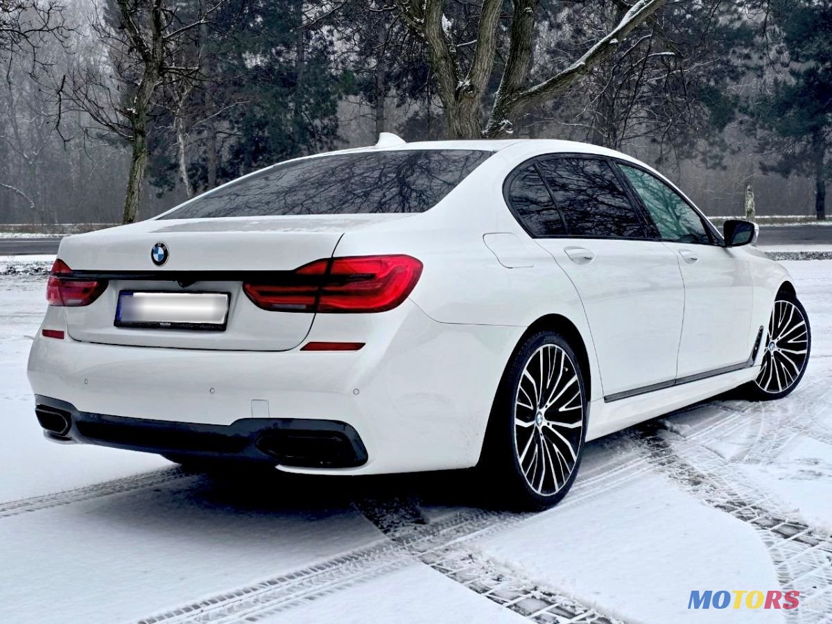 2018' BMW 7 Series photo #3