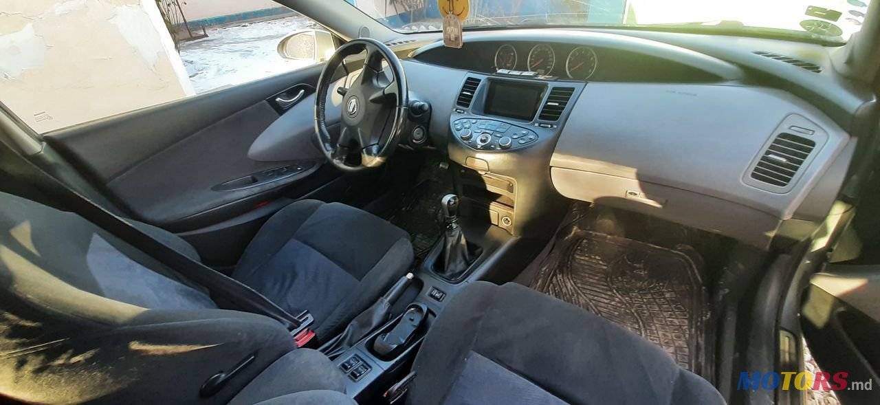 2003' Nissan Primera photo #6