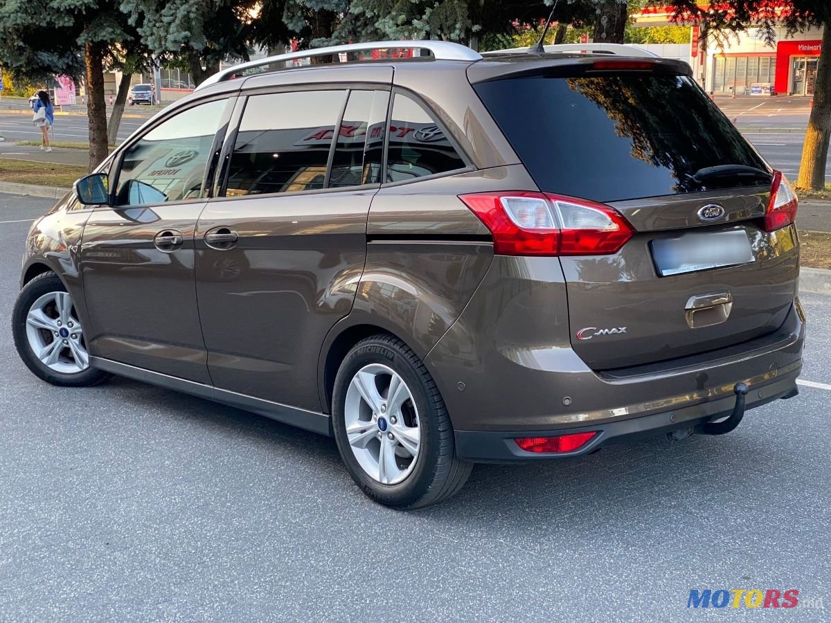 2016' Ford Focus photo #4