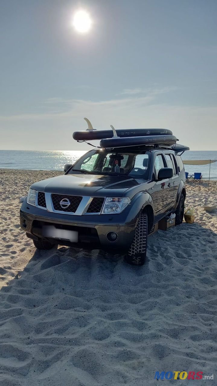 2006' Nissan Pathfinder photo #3