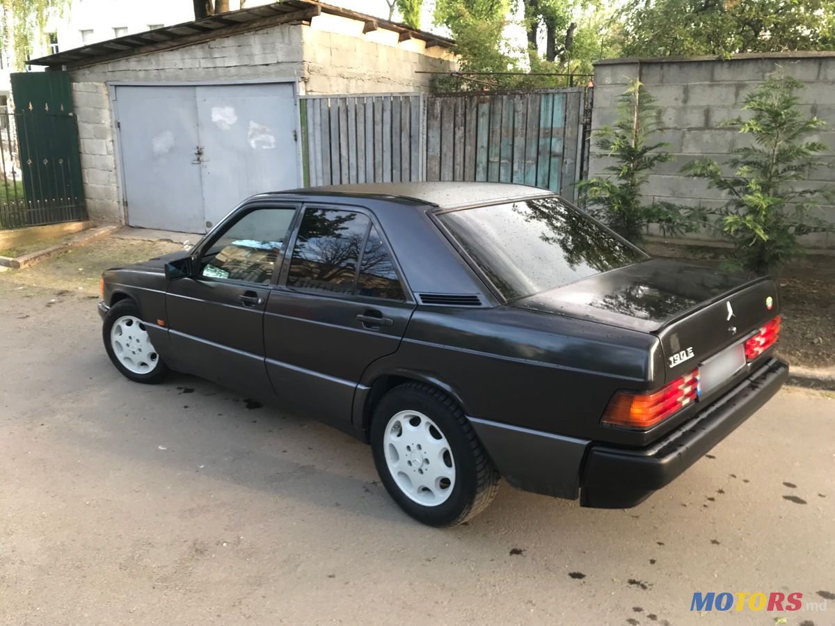 1985' Mercedes-Benz 190 photo #2