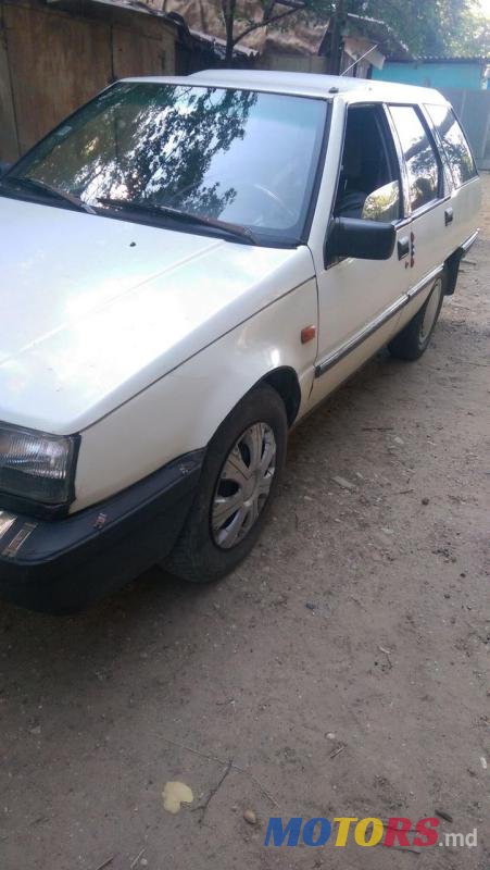 1989' Mitsubishi Lancer photo #1