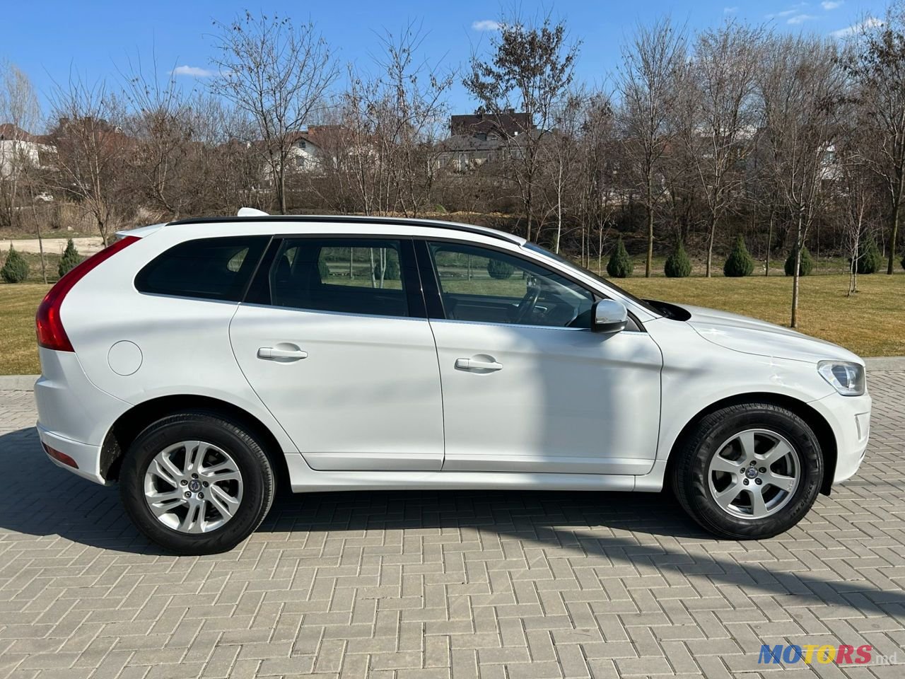 2016' Volvo XC60 photo #1