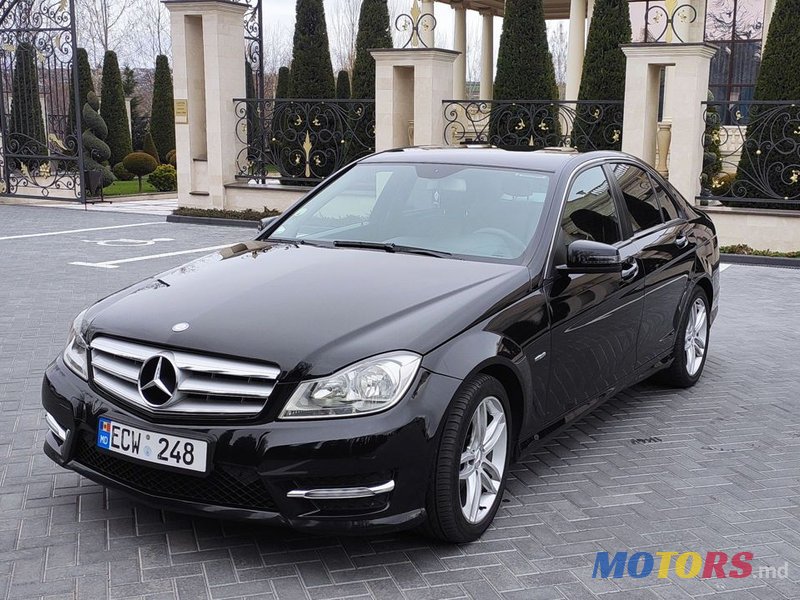 2012' Mercedes-Benz C Класс photo #2