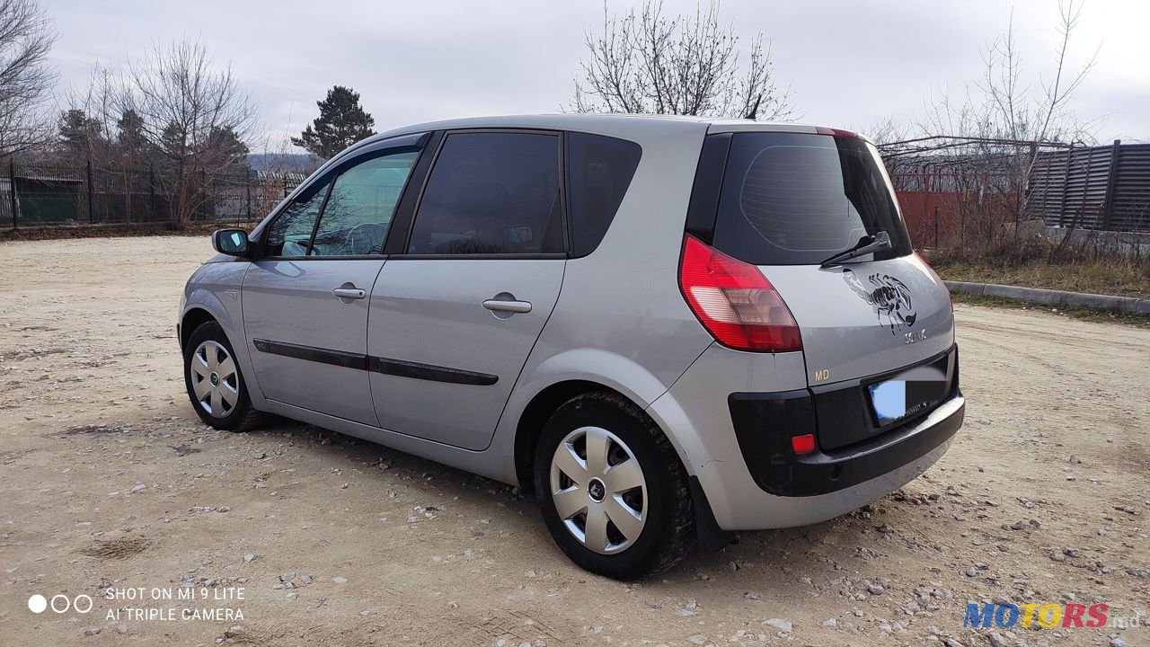 2005' Renault Scenic photo #6