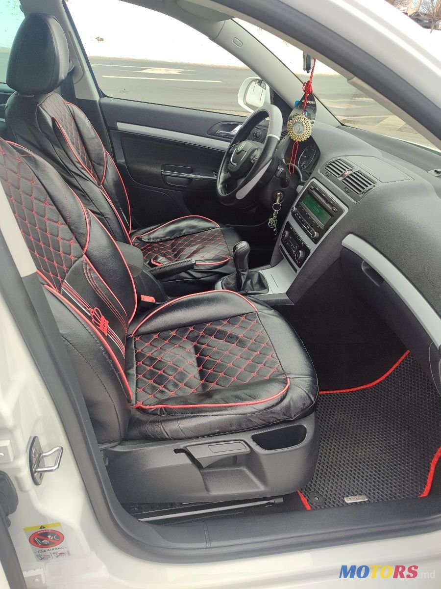 2011' Skoda Octavia photo #5