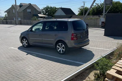 2007' Volkswagen Touran