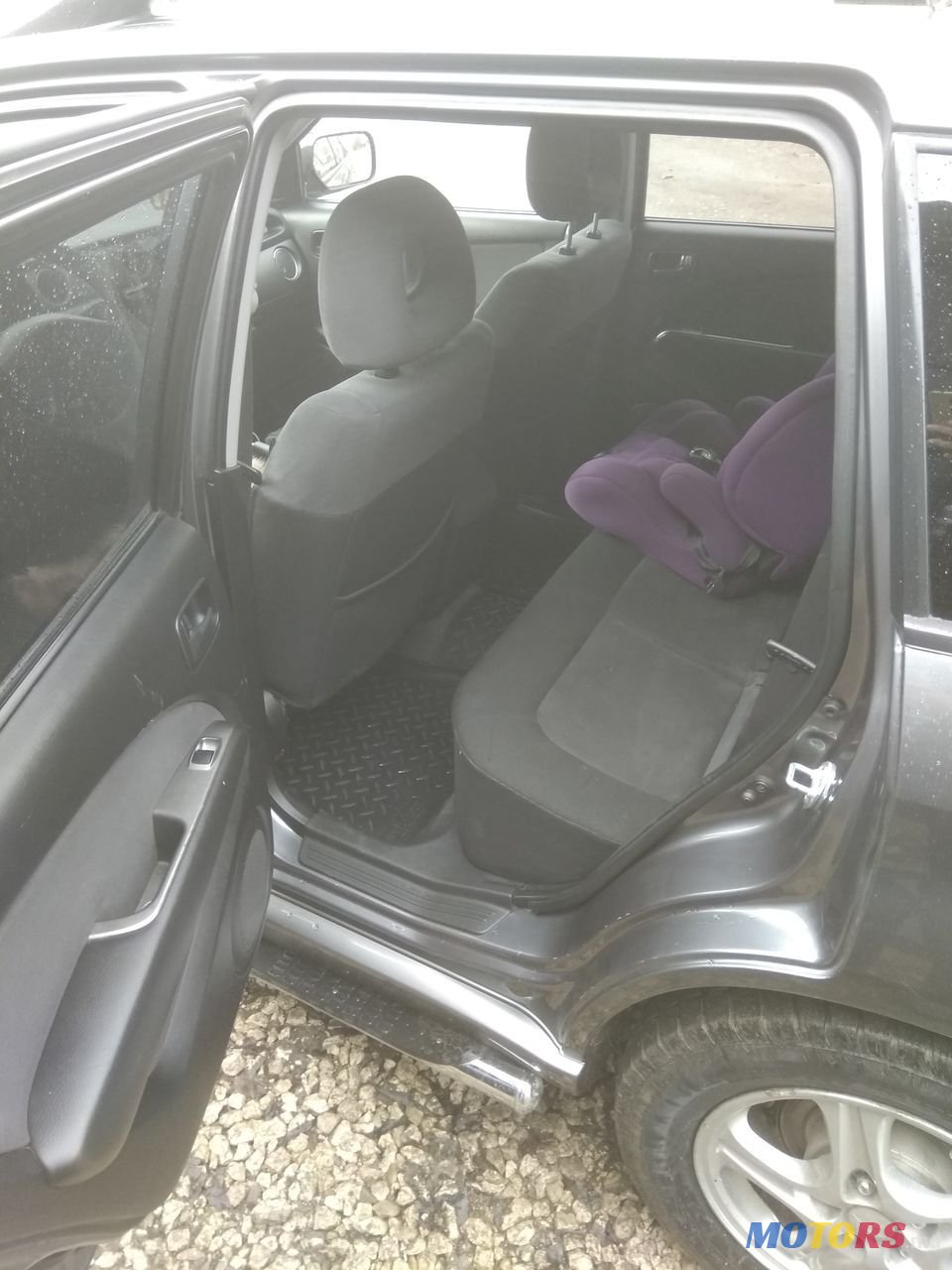 2007' Mitsubishi Outlander photo #6