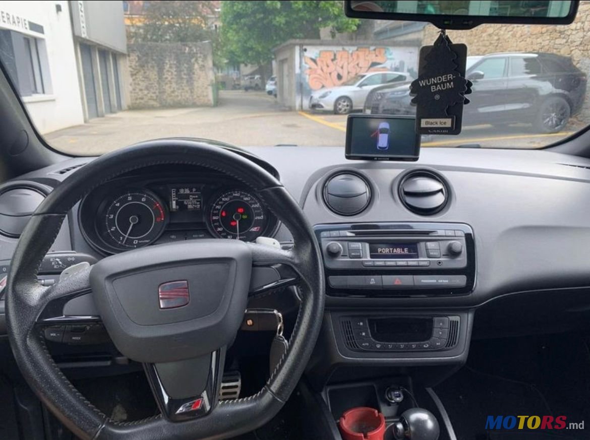 2013' SEAT Ibiza photo #5