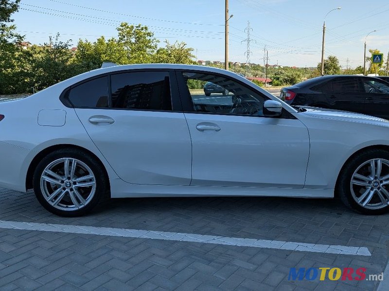 2019' BMW 3 Series photo #6