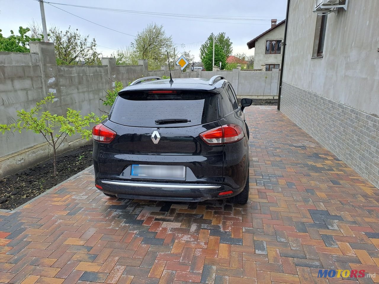 2014' Renault Clio photo #2