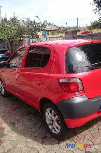 2001' Toyota Yaris photo #2