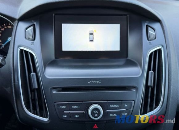 2017' Ford Focus photo #6