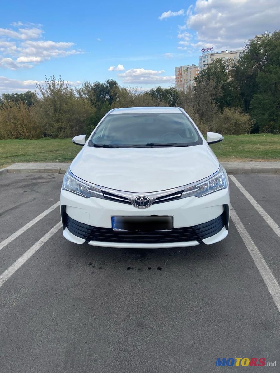 2017' Toyota Corolla photo #3