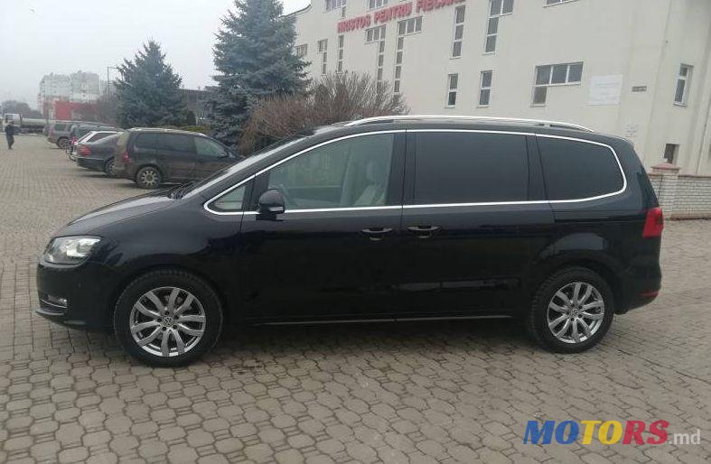 2010' Volkswagen Sharan photo #1