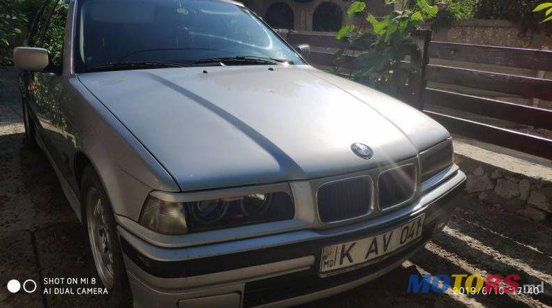 1995' BMW 3 photo #2