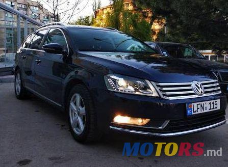 2012' Volkswagen Passat photo #2