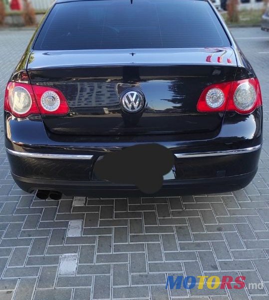 2006' Volkswagen Passat photo #3
