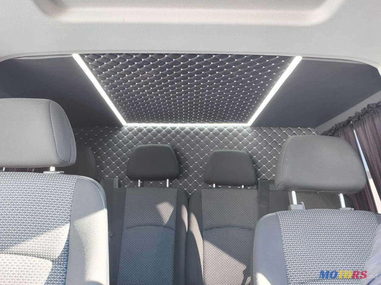 2014' Mercedes-Benz Vito photo #2