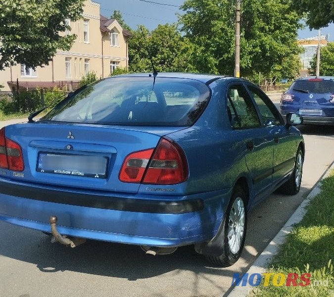 2000' Mitsubishi Carisma photo #2