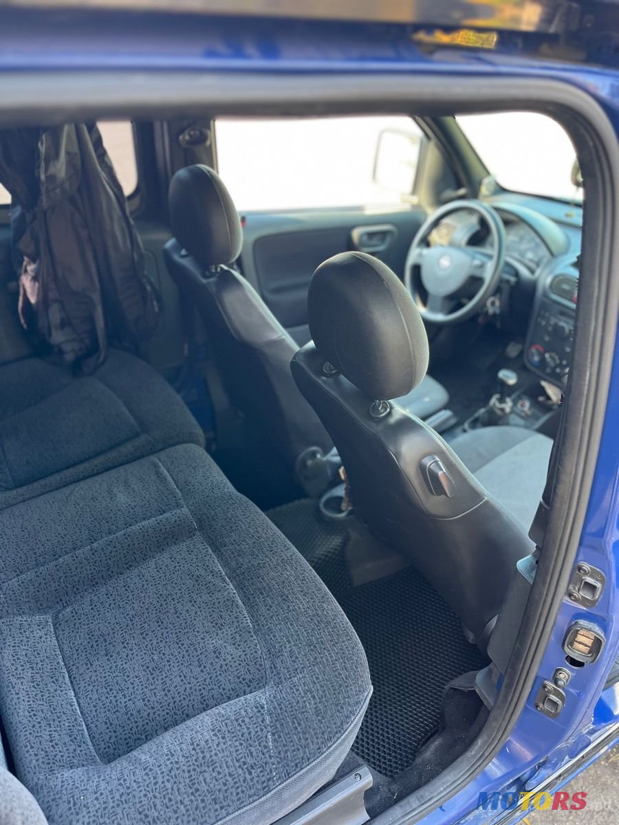 2006' Opel Combo photo #2