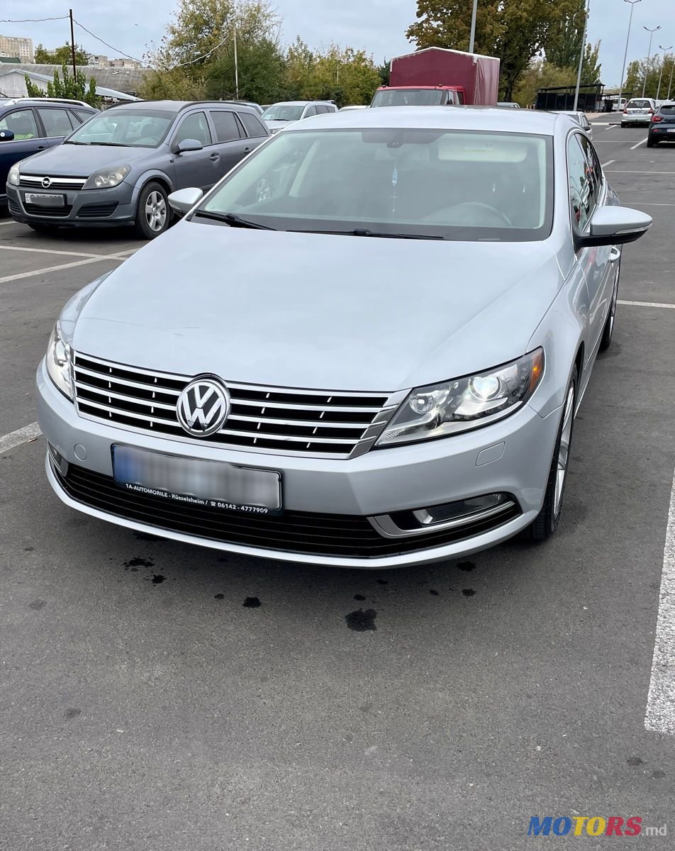 2014' Volkswagen Passat photo #1