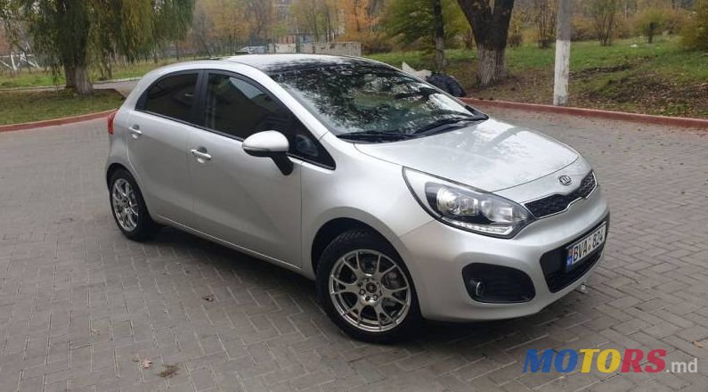 2011' Kia Rio photo #3