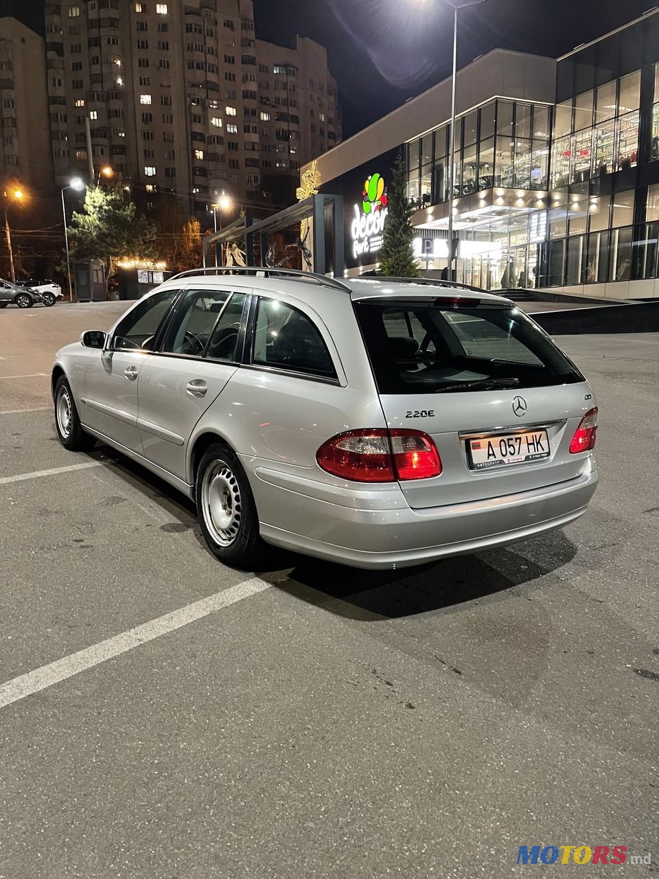 2004' Mercedes-Benz E Класс photo #2