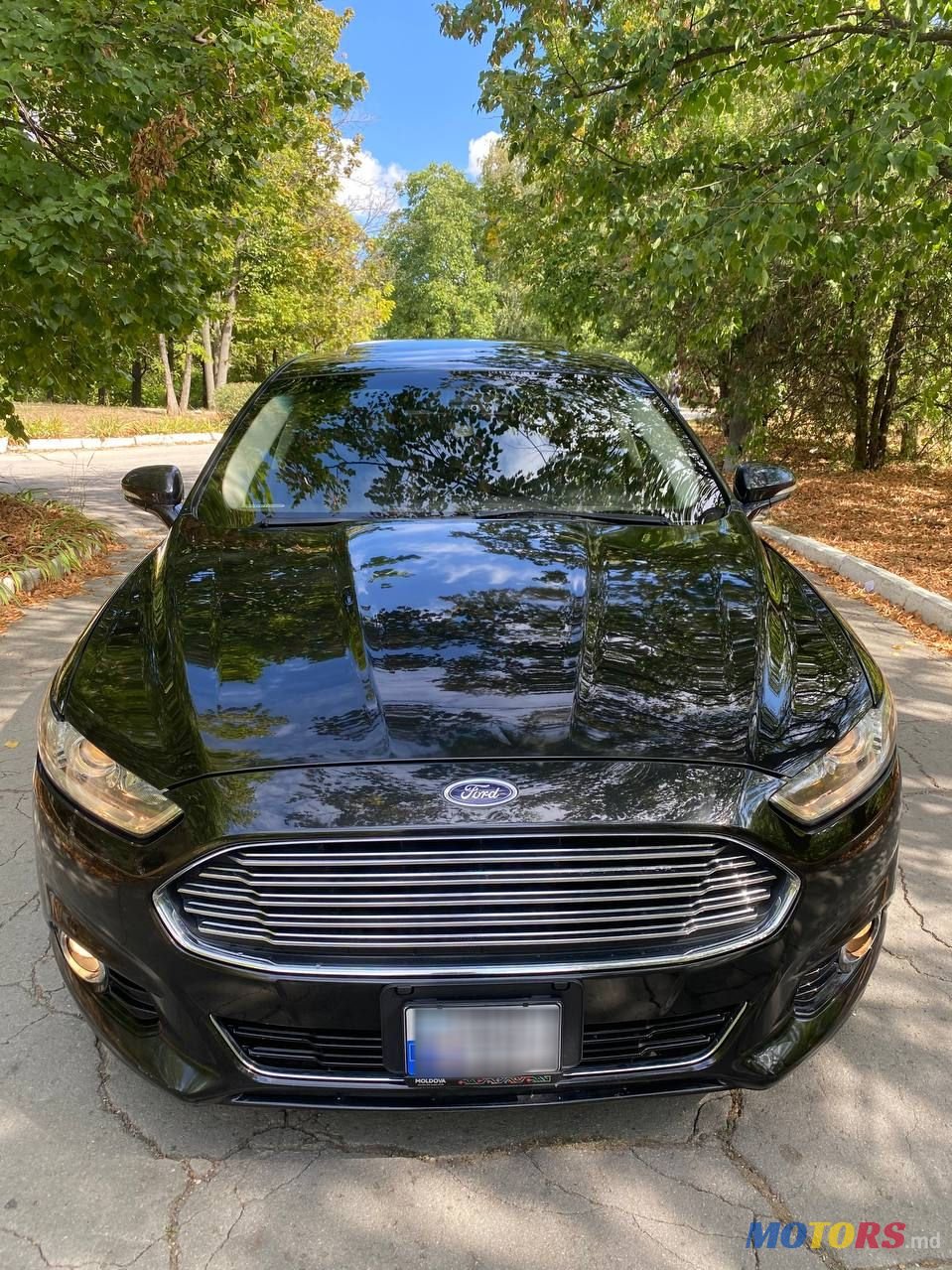 2013' Ford Fusion photo #2