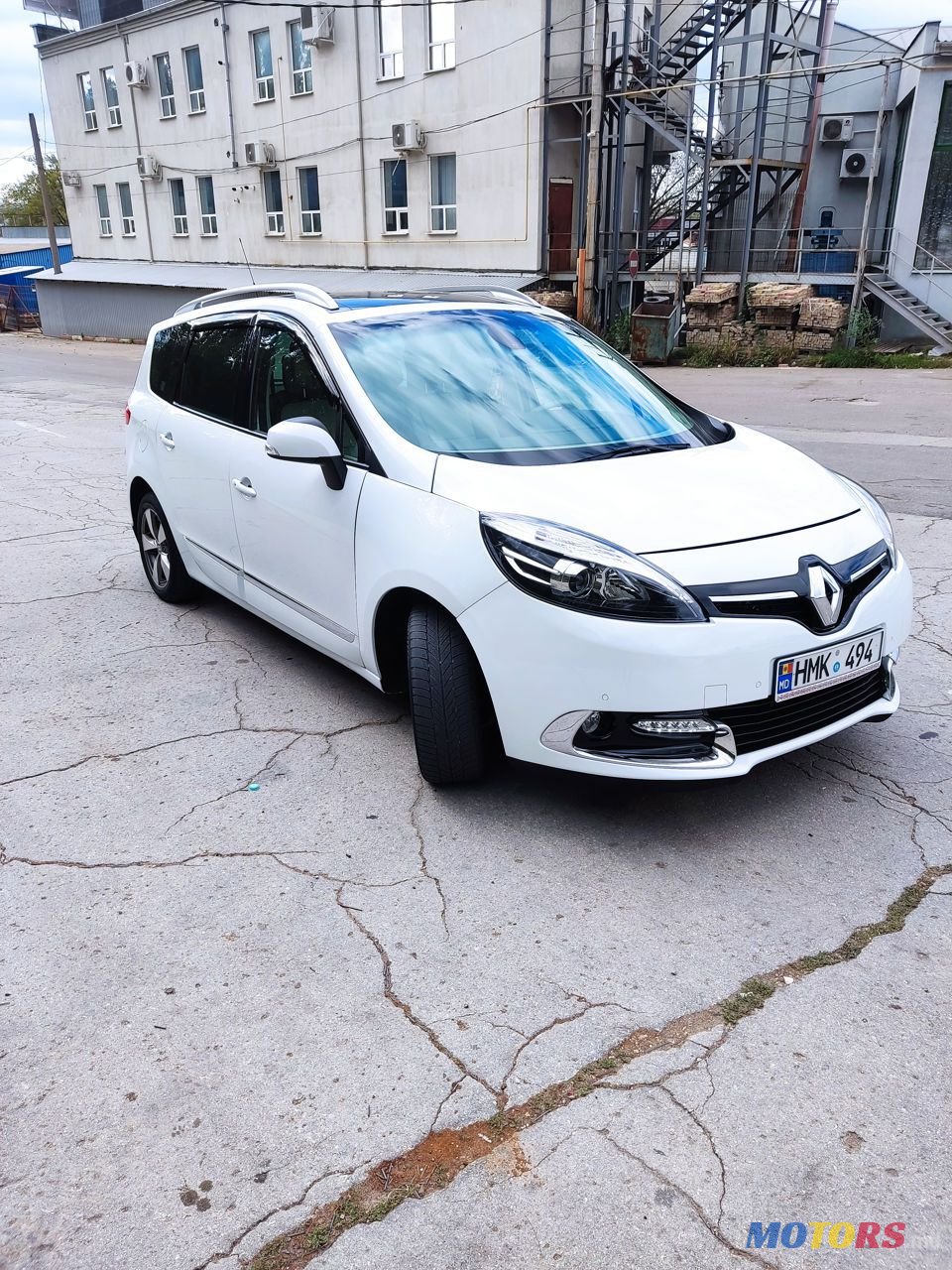 2014' Renault Grand Scenic photo #1