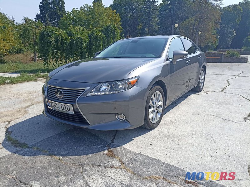 2014' Lexus Es Series photo #1