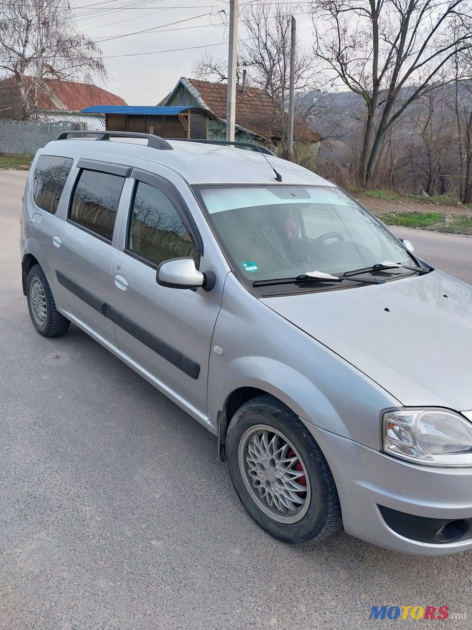 2009' Dacia Logan photo #3