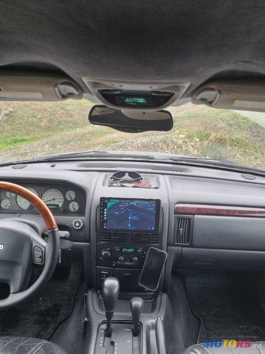 2004' Jeep Grand Cherokee photo #4