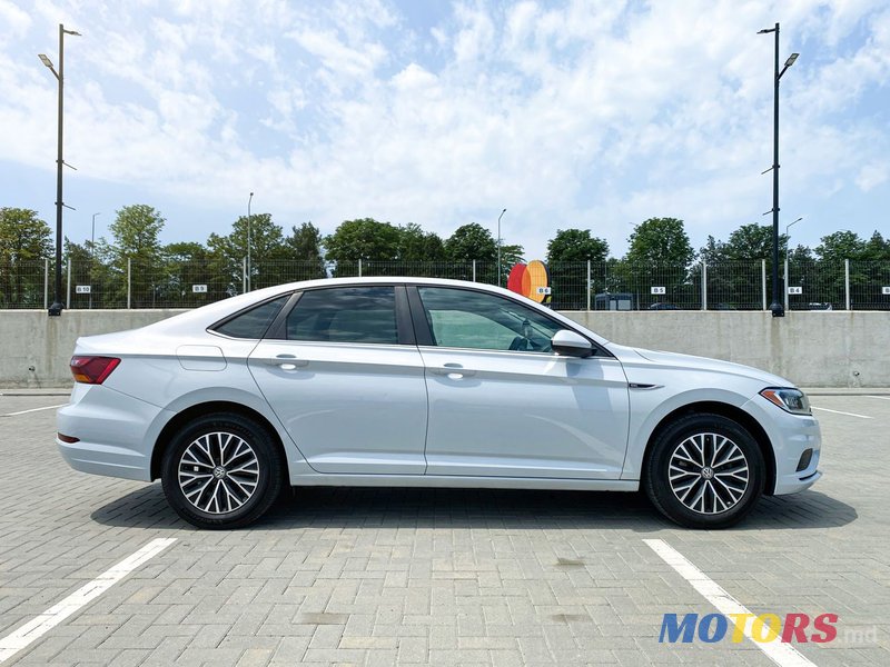 2019' Volkswagen Jetta photo #3