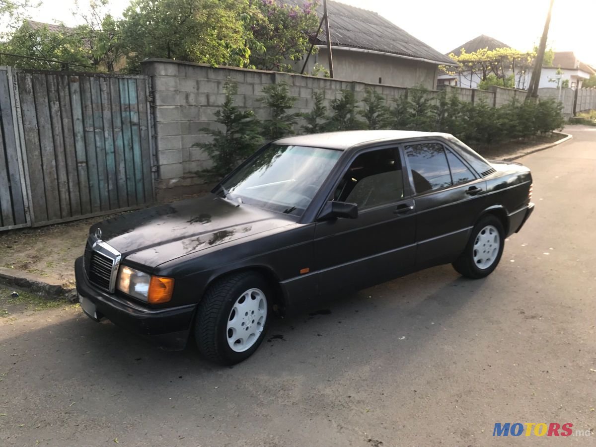 1985' Mercedes-Benz 190 photo #1